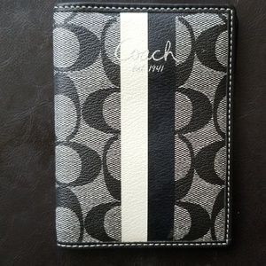 Coach Signature Passport Case